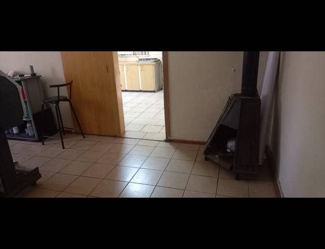 3 BEDROOM HOUSE FOR SALE IN THREE RIVERS